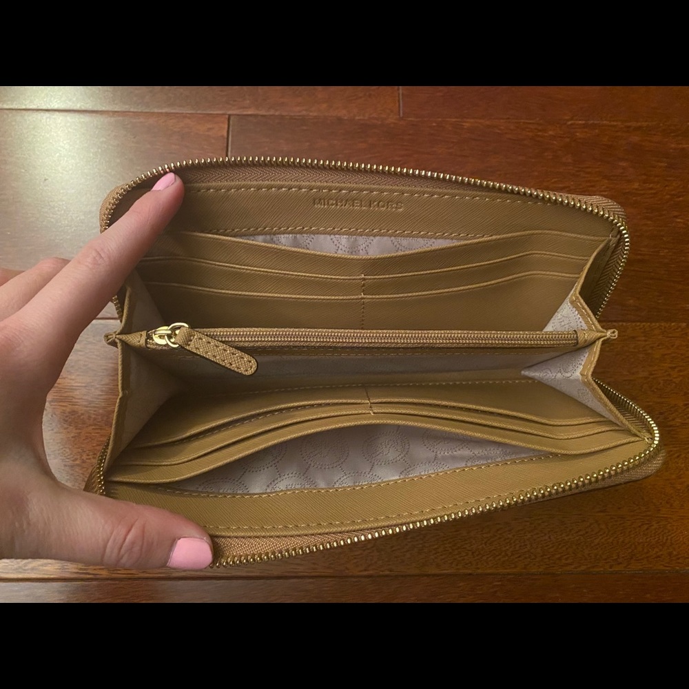 Michael Kors Zip Around Wallet - Picture 3 of 3